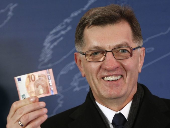 Eurozóna sa rozrastá o devätnásteho člena - Litvu