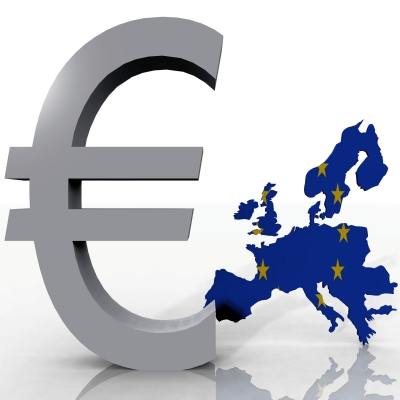 Euro je slabšie ako v čase svojho vzniku v roku 1999