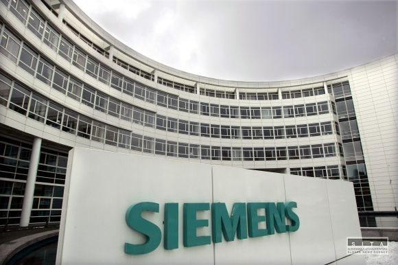 Siemens avizuje rušenie 7 800 pracovných miest