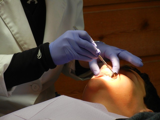 dentálny hygienik
