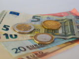 Euro, peniaze, financie
