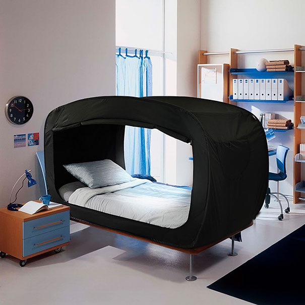 Tent bed privacy pop 8.jpg