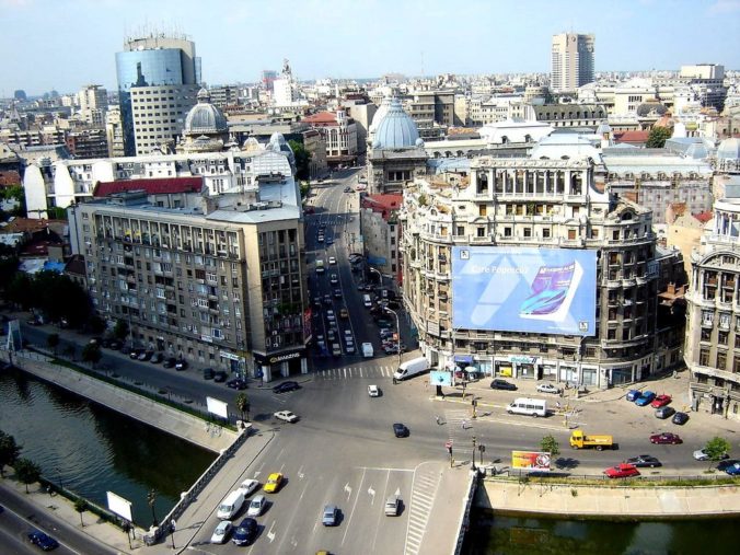 Bucharest calea victoriei aerial view.jpg