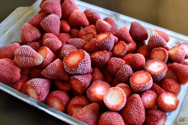 Strawberries 1.jpg