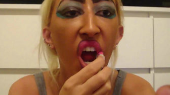 12funsecretsofbeauty.jpg
