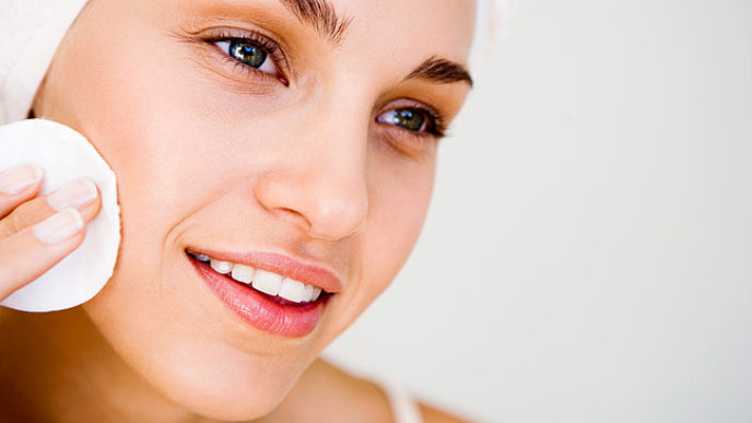 648_oily_skin_tips.jpg