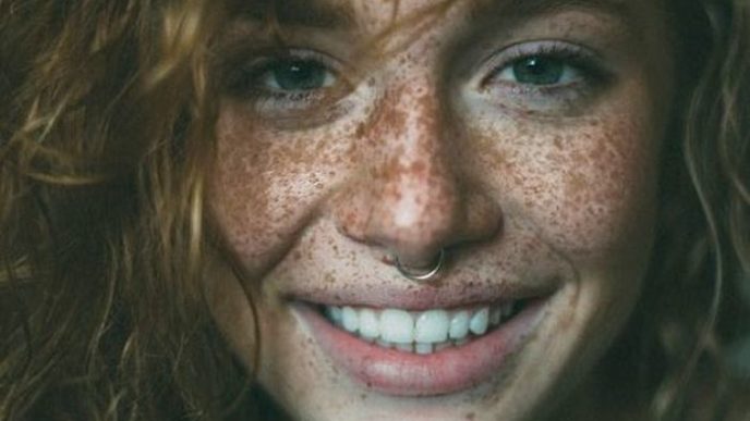 Freckles redheads beautiful portrait photography 5 583565c0d0300__700.jpg