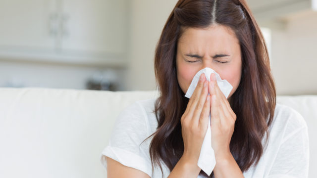 Woman cold sick sneeze today 150831 tease_c56e8b6831d52ec1876033a15eeaaca2