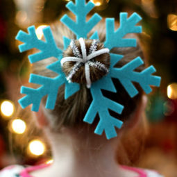 Creative christmas hairstyles 1 58468cb08a9fb__605.jpg
