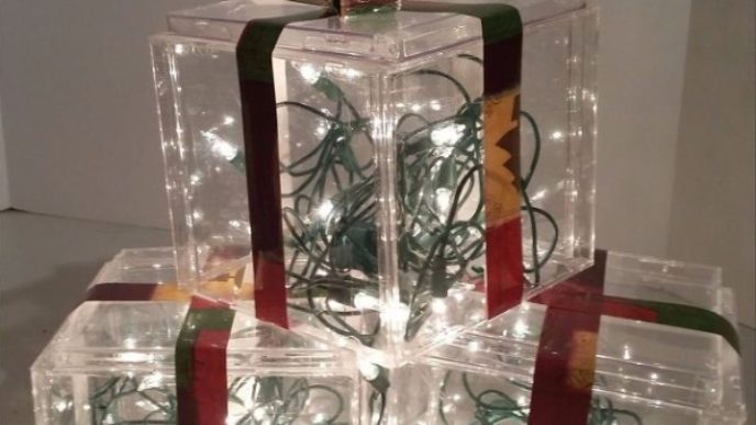 Quick and easy upcycled christmas decoration light boxes 3.jpg