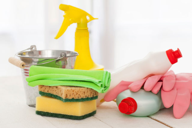 02 13 things your housecleaner wont tell you harsh cleaners.jpg