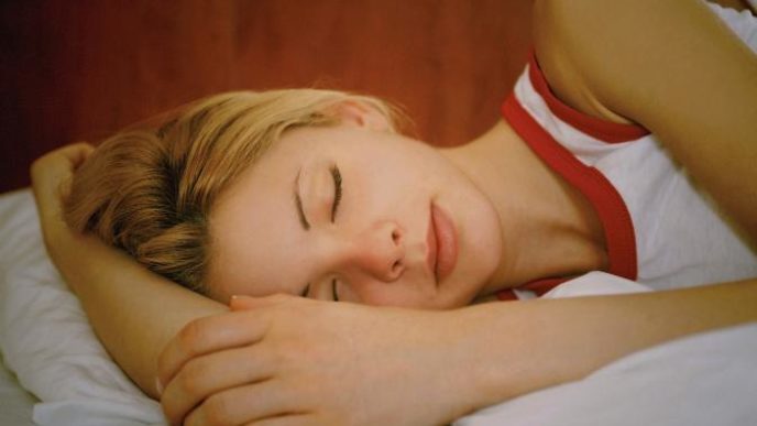 201953 673x450 woman sleeping.jpg