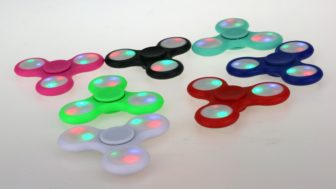 Hot selling hand spiner finger spinner release.jpg