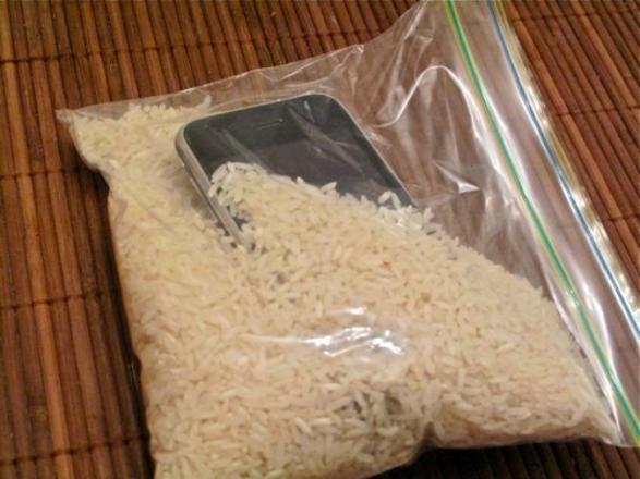 Rice magic how to repair any water damaged phone1.jpg