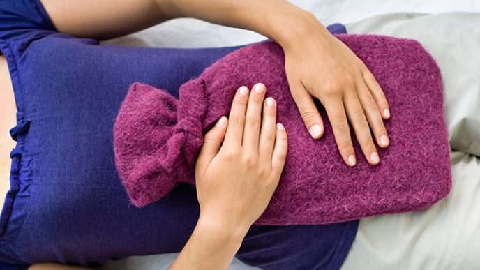 10 způsobů, jak zmírnit menstruační křeče rm 722x406.jpg