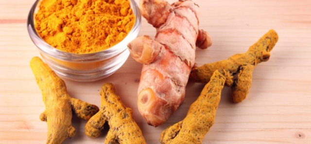 Fresh, dried and powdered turmeric root