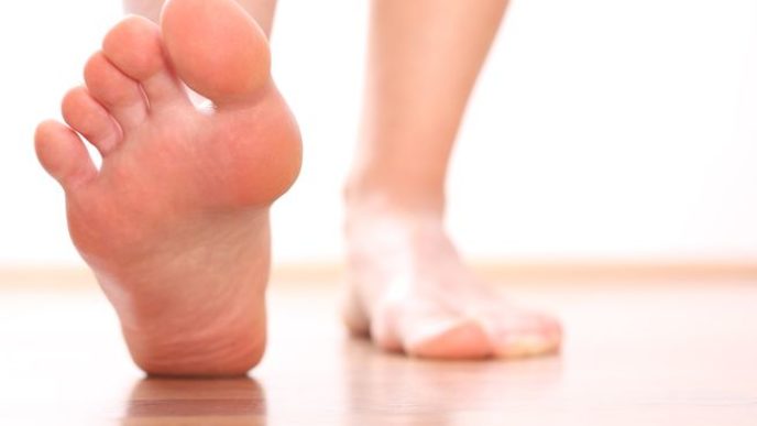 Foot pain.jpg.653x0_q80_crop smart.jpg