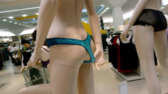 Funny mannequins 25 5ab3bb827d94a__605 1.jpg