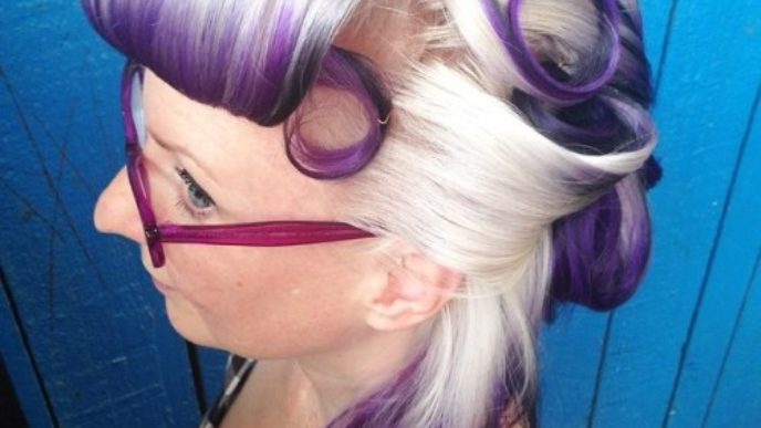 3 blonde and purple half up pin up hairstyle.jpg