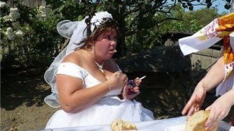 014774c22ffe00f835831111e05d97b7 funny wedding photos funny weddings.jpg