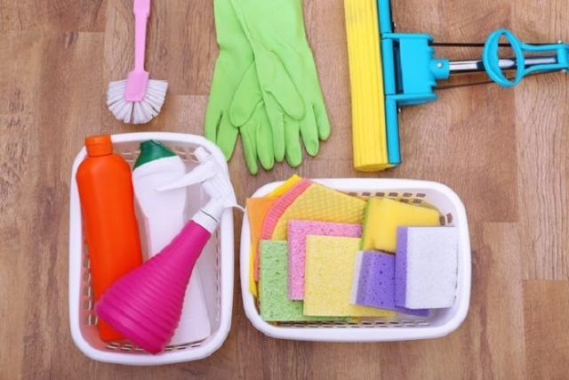 Cleaning products 696x464.jpg