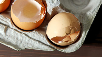 Uses eggshells tips a138778491 600x319.jpg