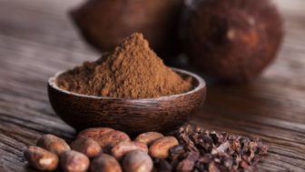 Cacao beans and powder and food dessert background 613233250 5acedc8d18ba01003711a302.jpg