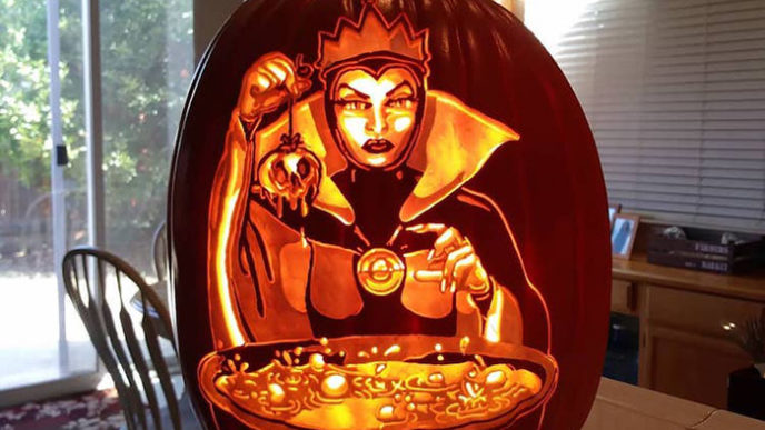 Cool pumpkin carving evil queen makes poison apple.jpg