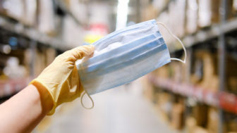 Opatrenia proti koronavírusu sa budú rušiť