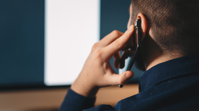 Telefonování na