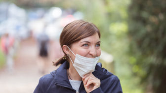 škodlivosť rúšok a respirátorov