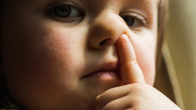 Šťouráte se v nose a jíte ho?