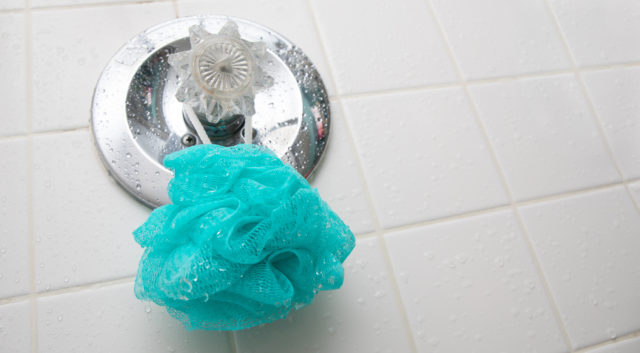 Máte v kúpeľni podobné hubky na umývanie?