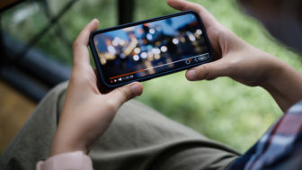 Hrozivý dôsledok častého používania mobilu