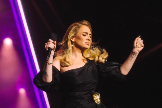 Populárna speváčka Adele