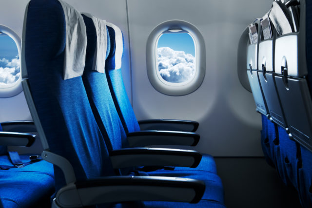 Viete, čo sa dá urobiť so sedadlom v lietadle?