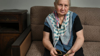 dôchodkyňa s nimi vybabrala