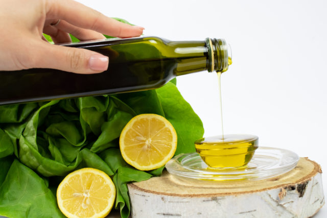 olivivý olej a citron