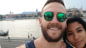 Párik si chcel urobiť panoramatickú fotku