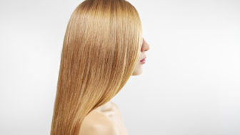 rovné vlasy