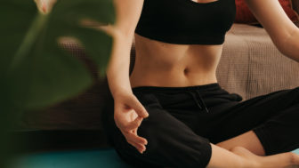 pas začal zužovať