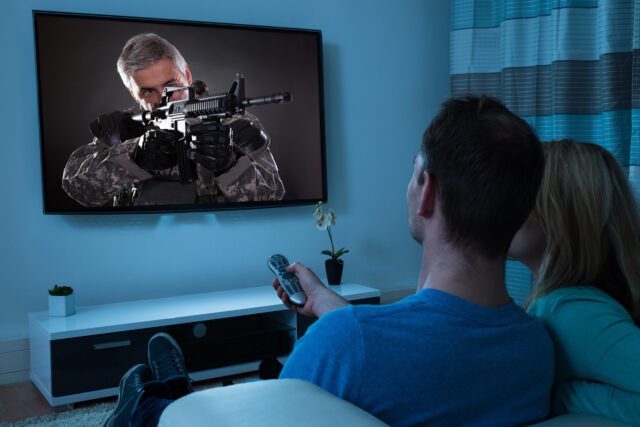 sledovanie televízora