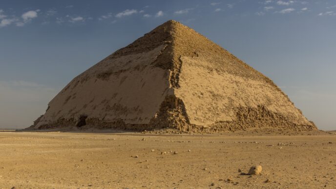 pyramída