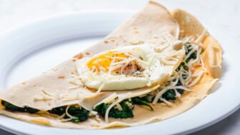 Vyprážané palacinky so špenátom