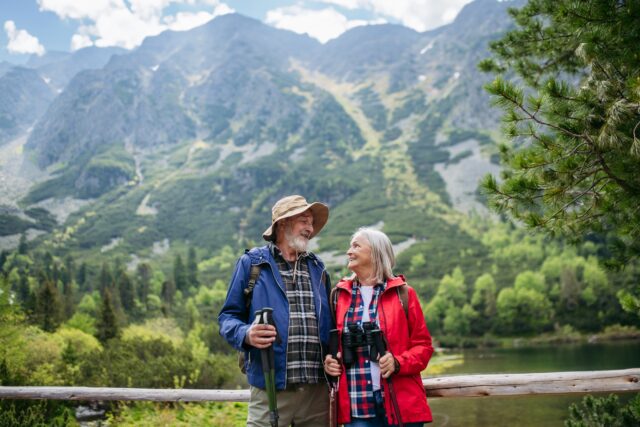seniori na turistike