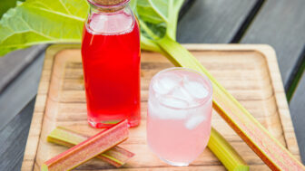 Rebarborový sirup