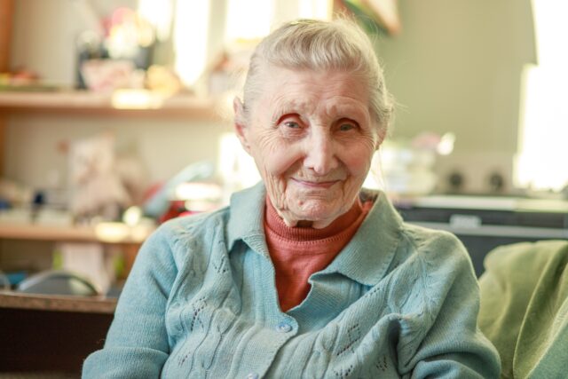 žena vo vysokom veku