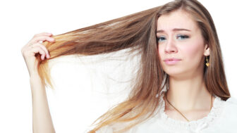 suché a unavené vlasy