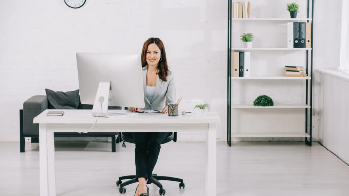 práca v kancelárii