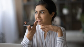 pohľad na ženu ako rozpráva